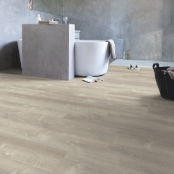 Lame PVC clipsable "Chêne tempête de sable gris chaleureux PUCL40083" - Livyn Pulse Click QUICK STEP (résistant)