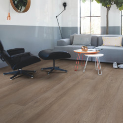 Lame PVC clipsable "Chêne vignoble marron PUCL40078" - Livyn Pulse Click QUICK STEP (résistant)