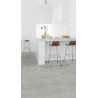 QUICK STEP - Lame PVC clipsable avec quatre chanfreins - Livyn Ambient Click - béton clair