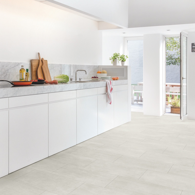 Lame PVC clipsable "Béton clair AMCL40049" - Livyn Ambient Click QUICK STEP (résistant)