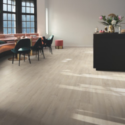 Lame PVC clipsable "Chêne velours beige BACL40158" - Livyn Balance Click QUICK STEP (résistant)