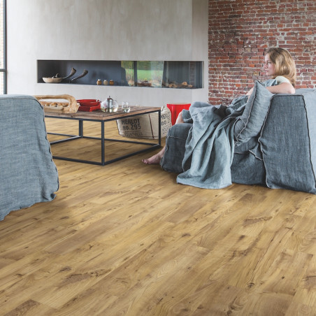Lame PVC clipsable "Châtaignier vintage naturel BACL40029" - Livyn Balance Click QUICK STEP (résistant)