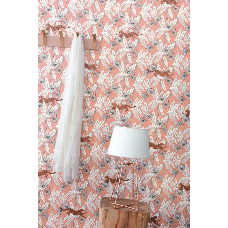 Papier peint à motif FANTASIE WORLD rose pêche blanc cuivre PTB101774001 - THE PLACE TO BED - CASELIO