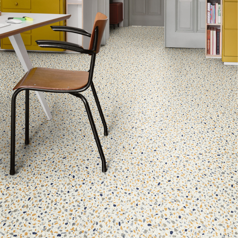 Sol PVC - Marmette 583 terrazzo bleu et jaune - Nova Stone IVC - rouleau 4M