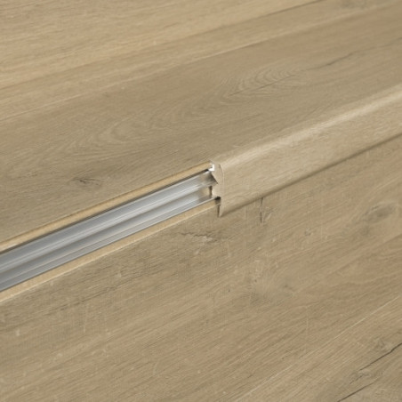 Sous-profilé en aluminium Incizo pour escaliers Sous-profilé en aluminium Incizo pour escaliers