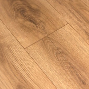 Sol Stratifié - Chêne moyen - D50584 - Swiss Krono