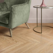 Sol Stratifié - Bâton rompu chevron - Charme Light Natural - 62002720 - Chateau+ - BERRY ALLOC
