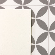 Sol PVC - Magali T91 carrelage rétro gris et blanc - Bingo - Essential - IVC - rouleau 2M