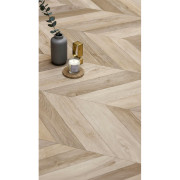Sol PVC - Pamera 537 parquet chevron Pointe de Hongrie chêne miel - Loft - IVC - rouleau 4M
