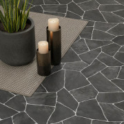 Sol PVC - Néro 579 - Dalle opus incertum gris anthracite et blanc - Bingo - Essential - IVC - rouleau 3M