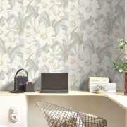Papier peint intissé Clair de Lys bleu doux - Le Beau Jardin - Casadeco - BJAR202586127