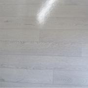 Sol PVC - FALCO 759 parquet chêne blanc brillant - PASSION- BEAUFLOR - rouleau 4M