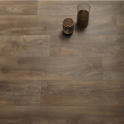 Sol PVC - Calais 596 Parquet chêne foncé - Essential - Vigan - IVC - rouleau 4M