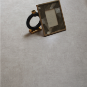 Sol PVC - Odin T94 - béton gris moyen - Batitec- Prestige - IVC - rouleau 4M