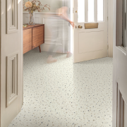 Sol PVC - Marmette T32 - Terrazzo beige et gris - Bingo Stone - Essential - IVC - rouleau 4M