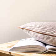 Papier peint vinyle sur intissé Linen uni beige rose moyen - Solstice - Caselio - SSC68521124